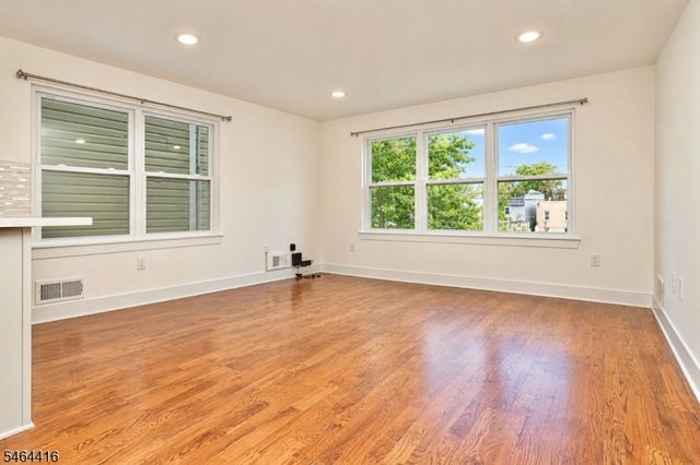 478 S 16Th St, Newark City, NJ 07103