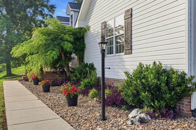 3142 Sparks Dr, Cookeville, TN 38506