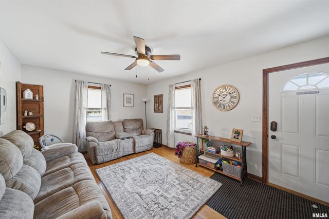 218 TIMBERLAN Road, Metamora, IL 61548