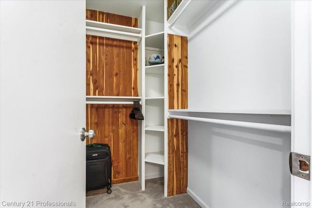 11413 Bancroft Court, Tyrone Township, MI 48430