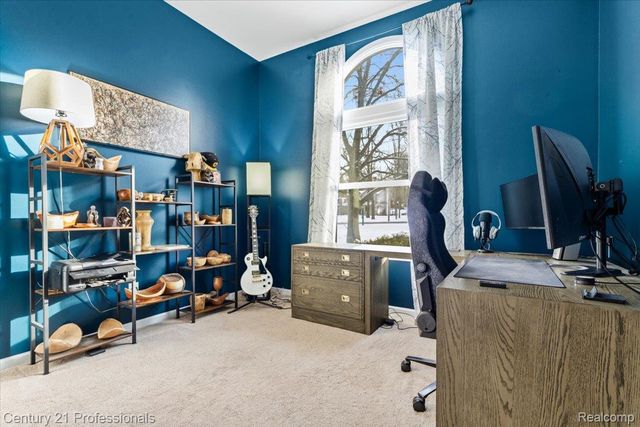 11413 Bancroft Court, Tyrone Township, MI 48430