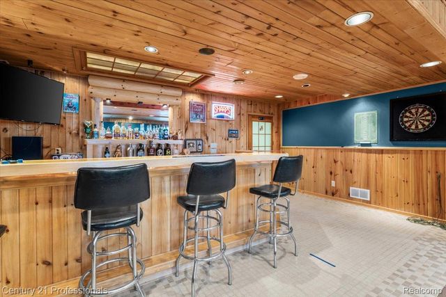 11413 Bancroft Court, Tyrone Township, MI 48430