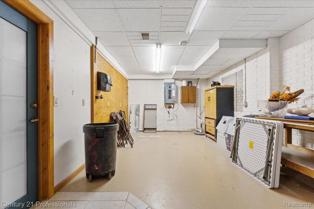 11413 Bancroft Court, Tyrone Township, MI 48430