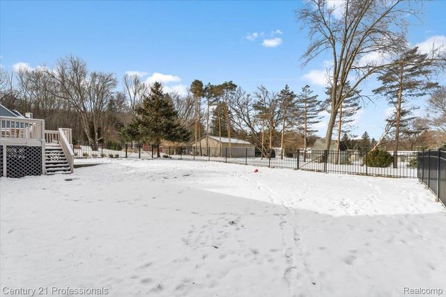 11413 Bancroft Court, Tyrone Township, MI 48430