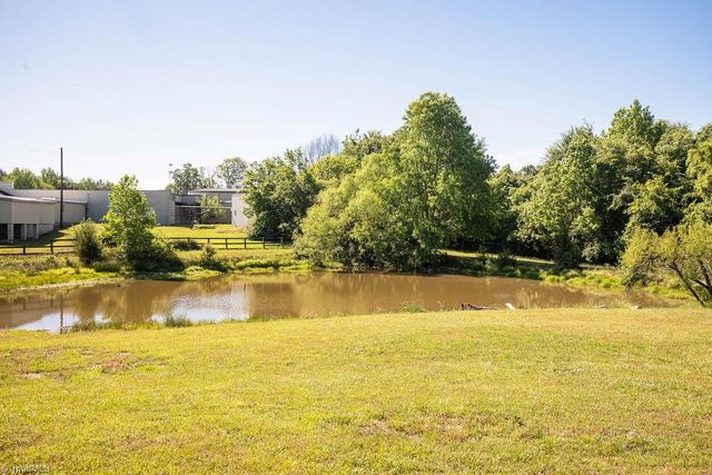 7430 Nc Highway 62, Trinity, NC 27370