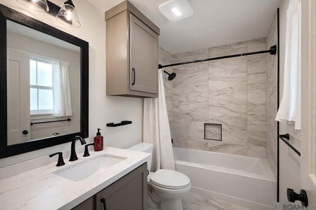 576 College Hill Dr, Baton Rouge, LA 70808