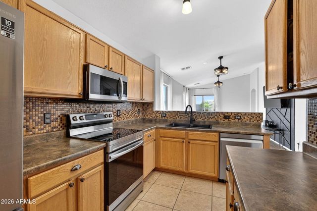 35917 W VELAZQUEZ Drive, Maricopa, AZ 85138