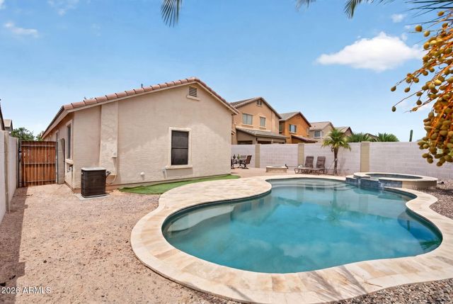 35917 W VELAZQUEZ Drive, Maricopa, AZ 85138