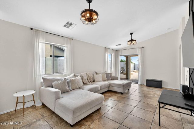 35917 W VELAZQUEZ Drive, Maricopa, AZ 85138