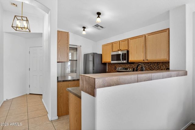 35917 W VELAZQUEZ Drive, Maricopa, AZ 85138
