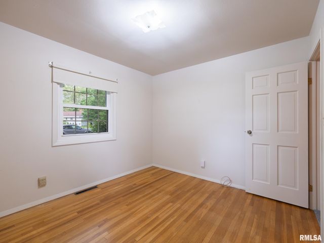 1309 W WILLIAM Drive, Chillicothe, IL 61523
