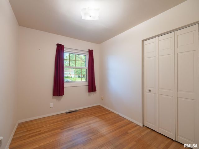 1309 W WILLIAM Drive, Chillicothe, IL 61523