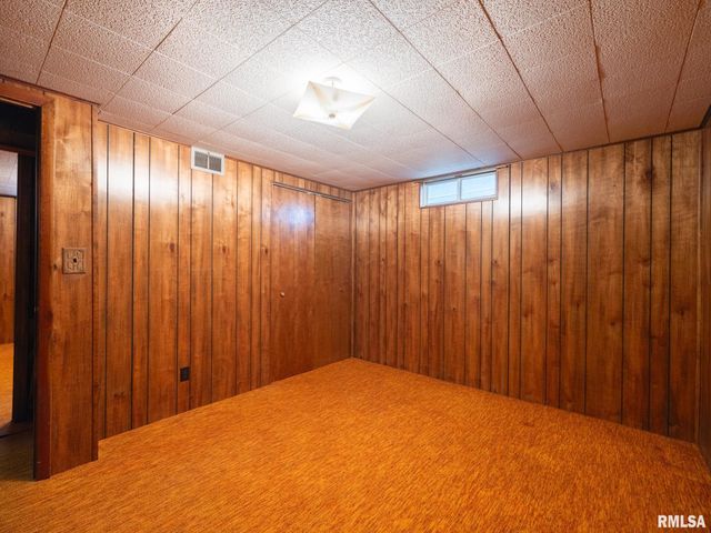 1309 W WILLIAM Drive, Chillicothe, IL 61523