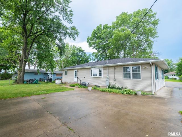 1309 W WILLIAM Drive, Chillicothe, IL 61523