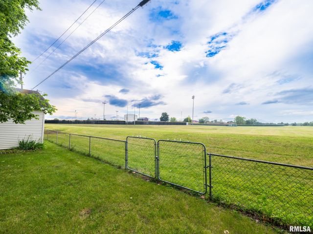 1309 W WILLIAM Drive, Chillicothe, IL 61523