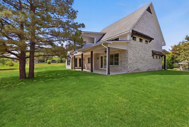 613 Coffee Circle, Pottsboro, TX 75076