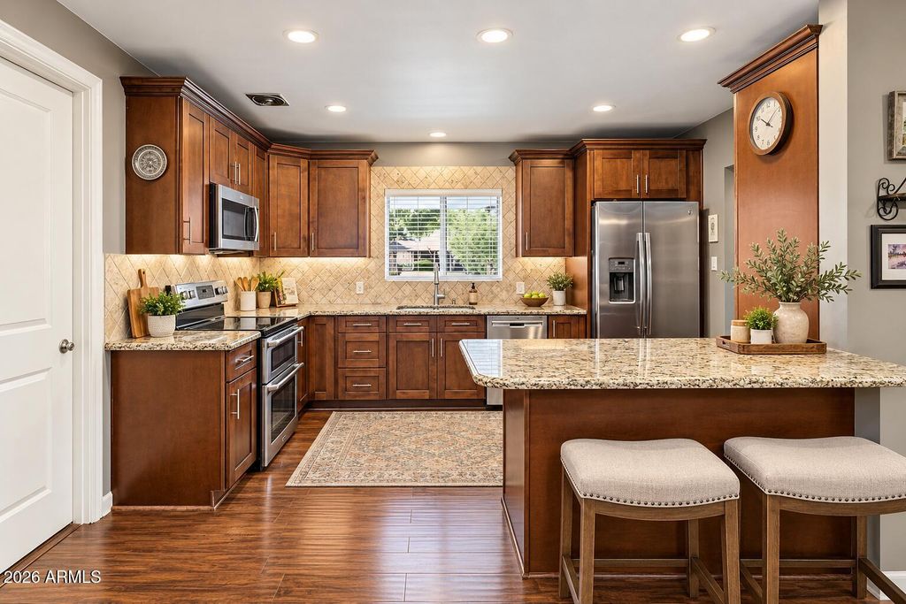 4140 E WINDSOR Avenue, Phoenix, AZ 85008 — photo 5