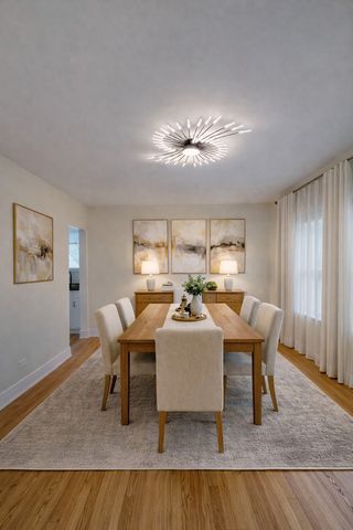 610 E 74th Street 2b, Chicago, IL 60619