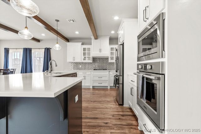 14271 S College Avenue, Bixby, OK 74008