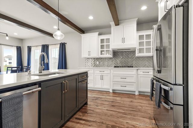 14271 S College Avenue, Bixby, OK 74008