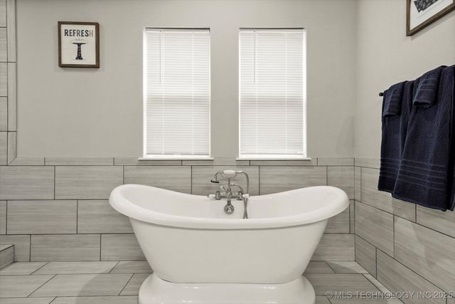 14271 S College Avenue, Bixby, OK 74008