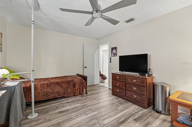 165 WOODCUTTER LANE, Palm Harbor, FL 34683