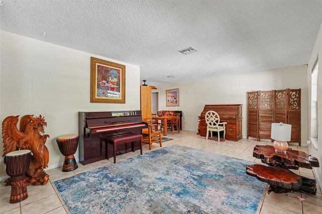 165 WOODCUTTER LANE, Palm Harbor, FL 34683