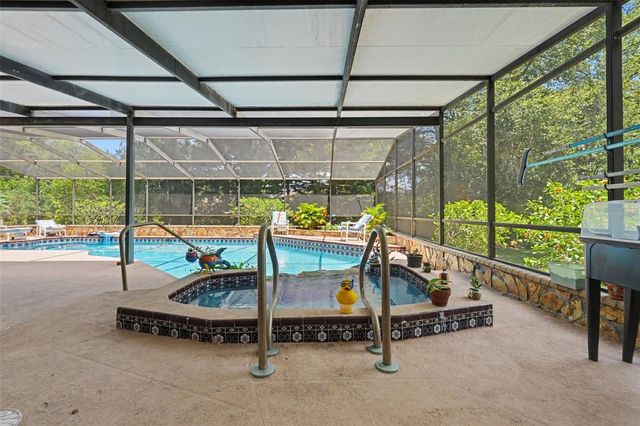 165 WOODCUTTER LANE, Palm Harbor, FL 34683