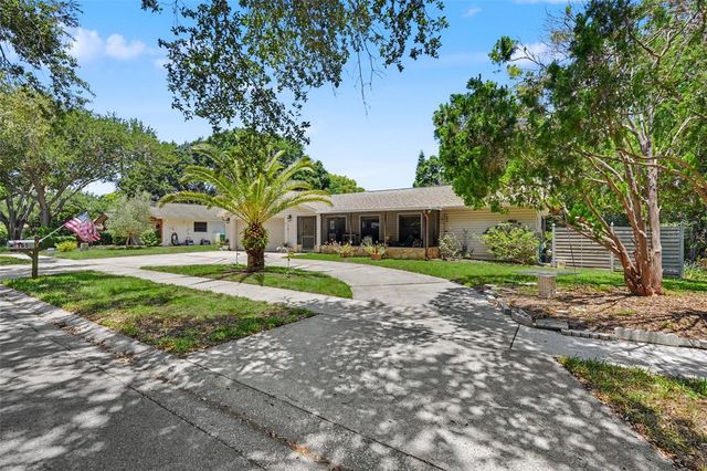 165 WOODCUTTER LANE, Palm Harbor, FL 34683