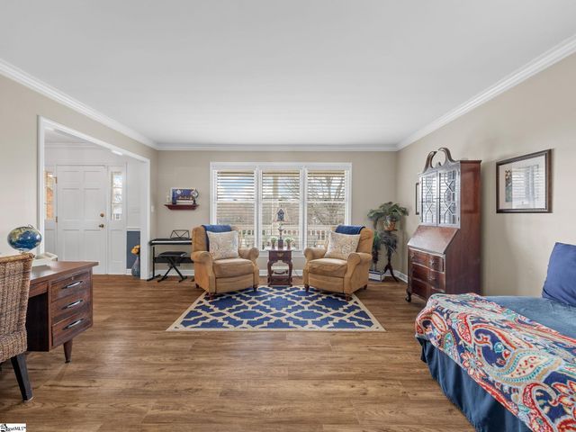 828 Shoresbrook Drive, Spartanburg, SC 29301