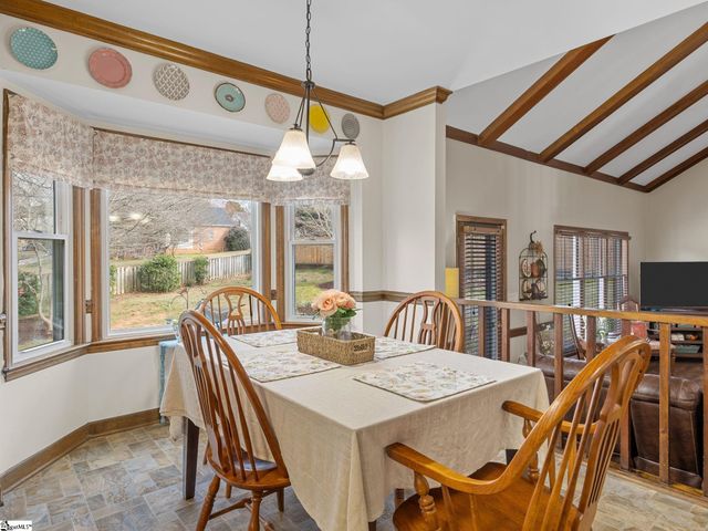 828 Shoresbrook Drive, Spartanburg, SC 29301