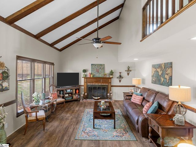 828 Shoresbrook Drive, Spartanburg, SC 29301