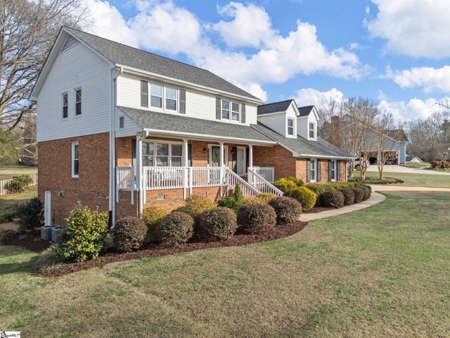 828 Shoresbrook Drive, Spartanburg, SC 29301