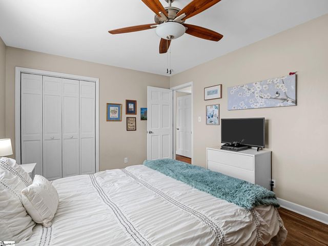 828 Shoresbrook Drive, Spartanburg, SC 29301