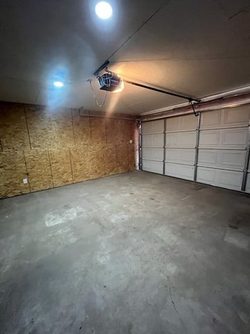 1570 Sutter Street, Dallas, TX 75216