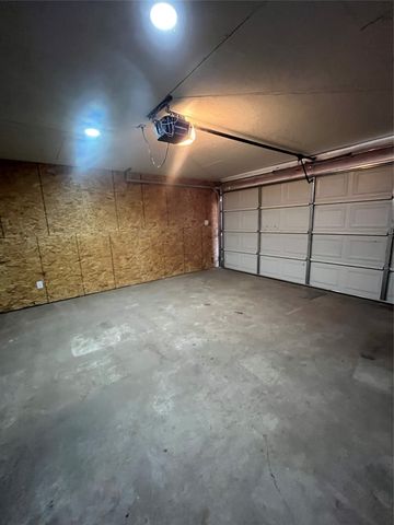 1570 Sutter Street, Dallas, TX 75216