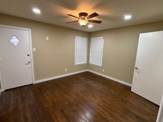 1570 Sutter Street, Dallas, TX 75216
