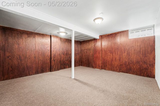 30729 Alger Street, Madison Heights, MI 48071
