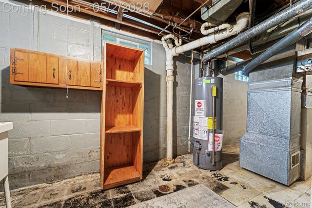 30729 Alger Street, Madison Heights, MI 48071