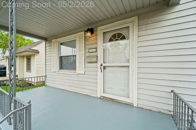 30729 Alger Street, Madison Heights, MI 48071