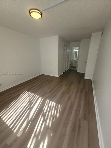 10773 Cleary Boulevard 203, Plantation, FL 33324