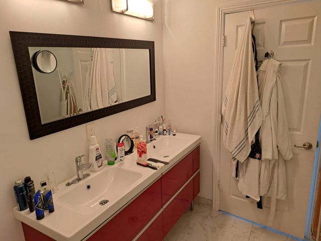 711 SE 16th Court, Fort Lauderdale, FL 33316