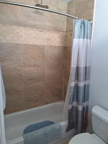 711 SE 16th Court, Fort Lauderdale, FL 33316