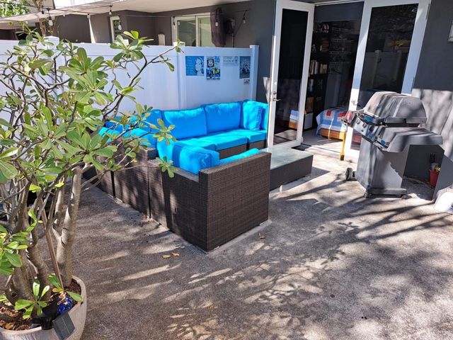 711 SE 16th Court, Fort Lauderdale, FL 33316