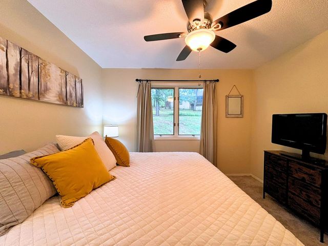 4 Tenkiller Trail, Cherokee Village, AR 72529