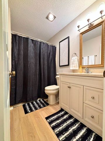 4 Tenkiller Trail, Cherokee Village, AR 72529