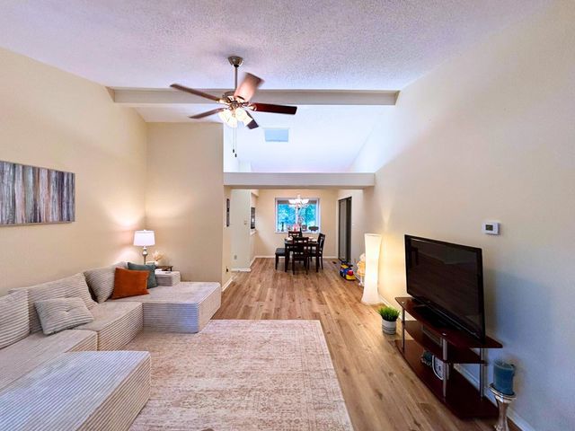 4 Tenkiller Trail, Cherokee Village, AR 72529