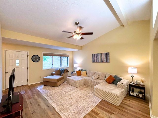 4 Tenkiller Trail, Cherokee Village, AR 72529