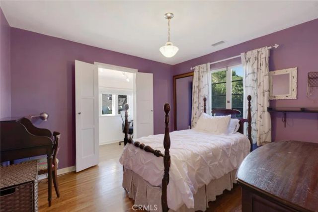 3760 Dover Street, Los Angeles, CA 90039