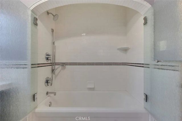 3760 Dover Street, Los Angeles, CA 90039